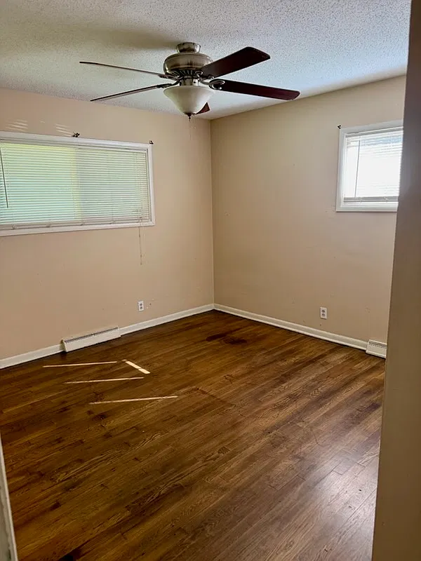 3 bed, 985 sqft, $1,250 — Photo 4