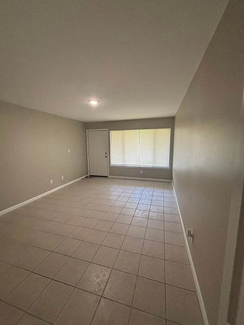 210 Pelham Road #102C — Photo 3