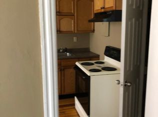 921 Hamilton St #2A, Allentown, PA 18101