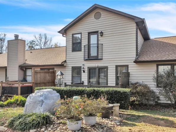 103 Sunningdale Ct #B, Easley, SC 29642