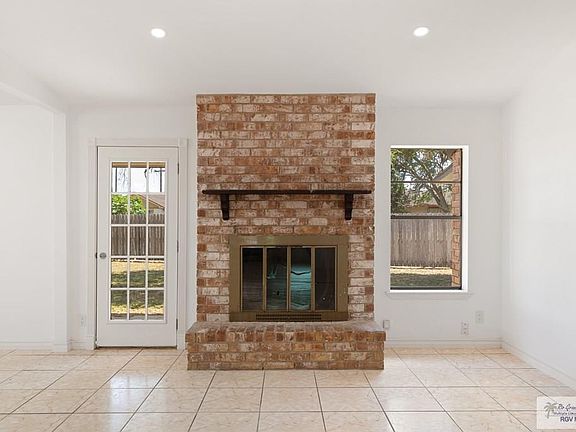 4th image of 213 Rancho Viejo Blvd