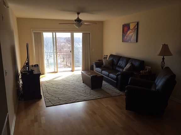 4th image of 476 Alles St Unit 502