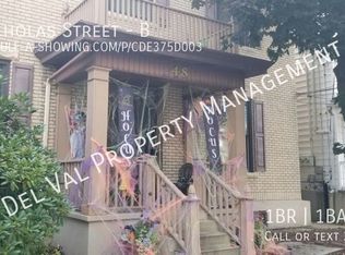 48 S Nicholas St #B, Saint Clair, PA 17970
