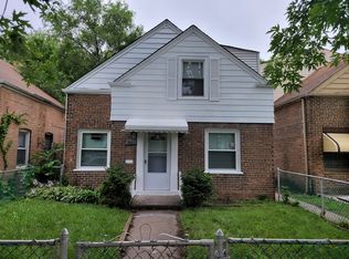 8617 S Bennett Ave, Chicago, IL 60617