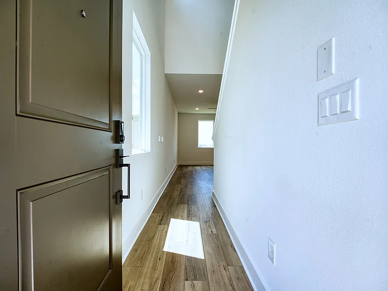 172 Sycamore Pnes — Photo 3
