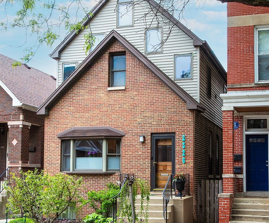1st image of 2326 W Medill Ave