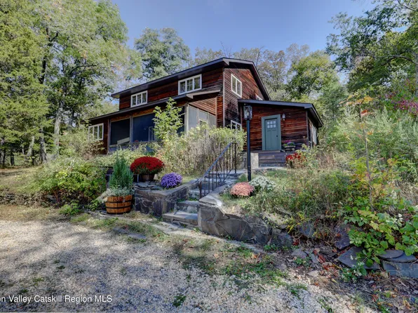 96 Echo Hill Road, Saugerties, NY 12477