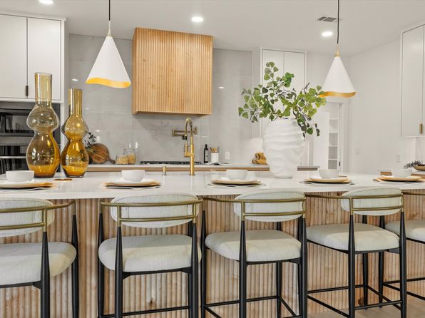 5 Bedroom Home for Sale in Dallas TX
