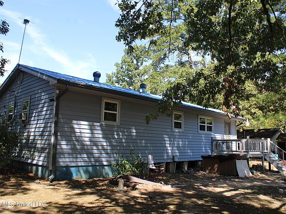 5th image of 289 Saint Paul Rd