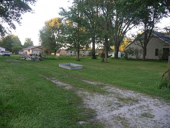 2nd image of 603 W John Adams Ave