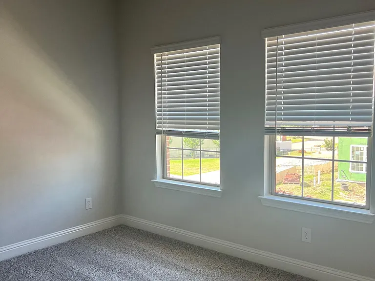 6106 Blythe Dr — Photo 23