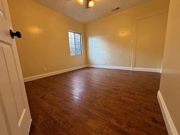 5th image of 1336 W 73rd St #B4