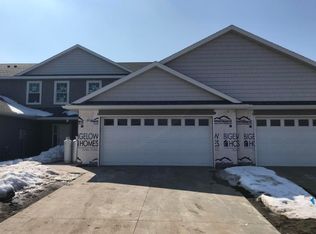 2154 Sparrow Pl SE, Rochester, MN 55904