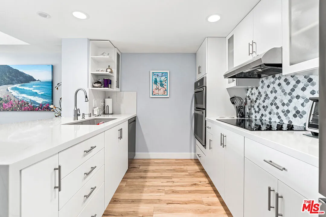 1 bed, 1.5 bath, 1088 sqft, $5,300 — Photo 4