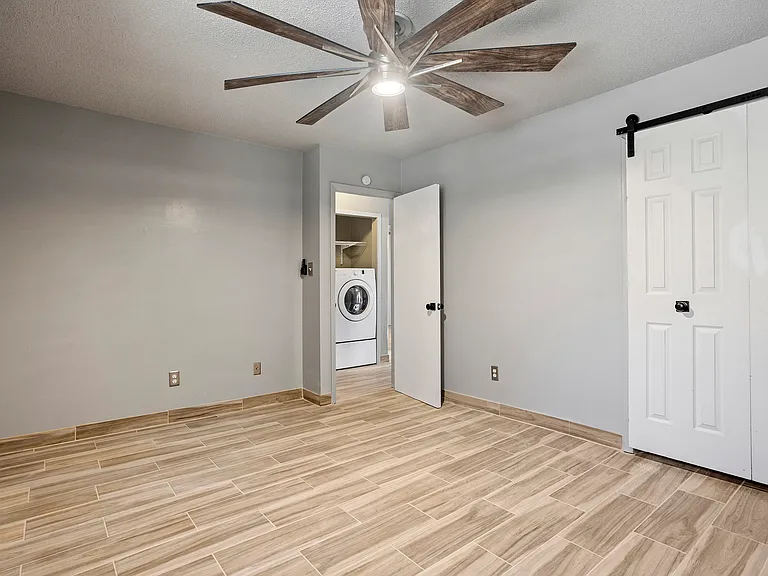 602 Dylan Ct — Photo 14