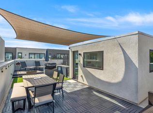279 W 8th St, San Pedro, CA 90731