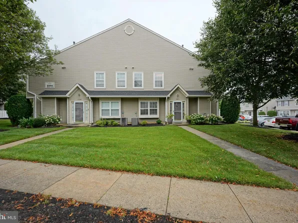 2305 Gramercy Way, Mount Laurel, NJ 08054