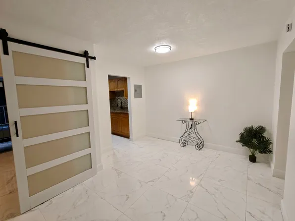 915 Jefferson Ave APT 2C, Miami Beach, FL 33139