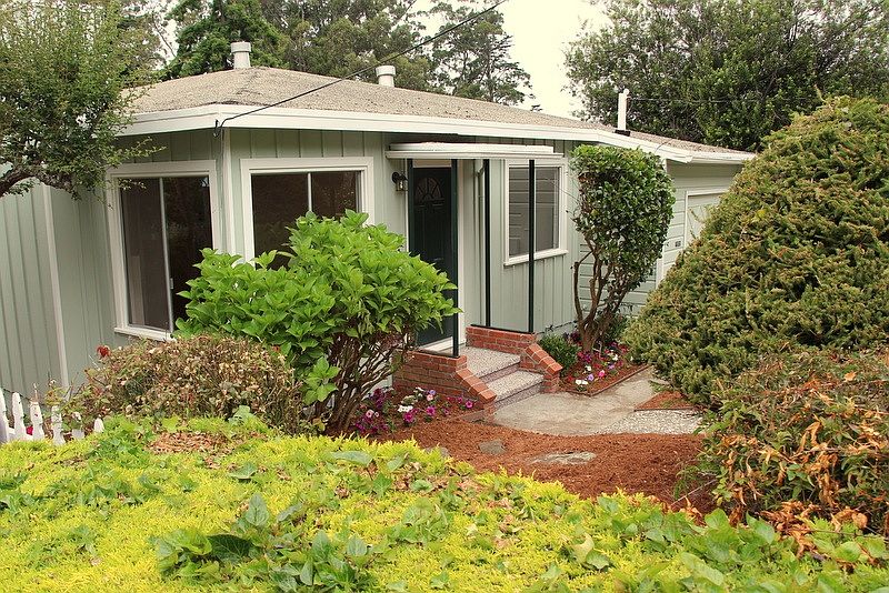 1st image of 156 Calaveras Ave
