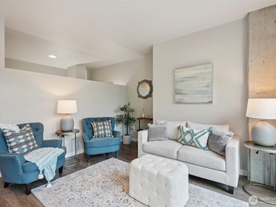 1085 103rd Avenue NE #114, Beaux Arts, WA, 98004