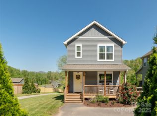 734 Enka Lake Rd, Candler, NC 28715