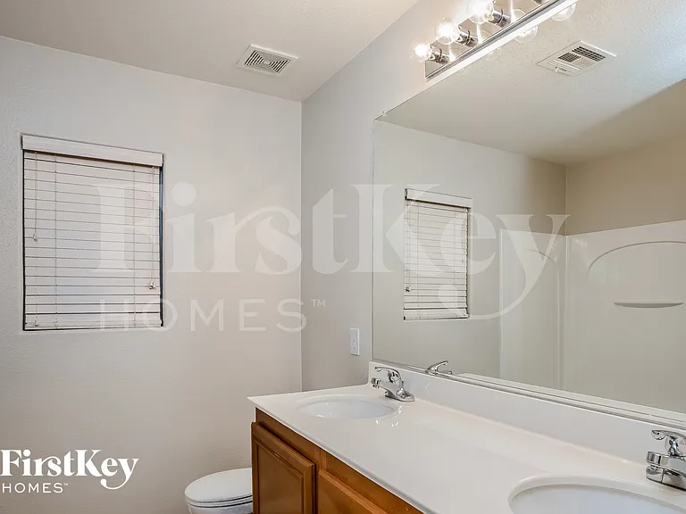 4913 Cherokee Run Ct — Photo 15