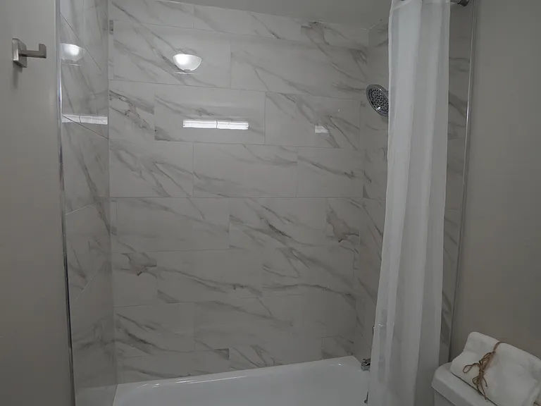 5007 Alta Loma Rd — Photo 21