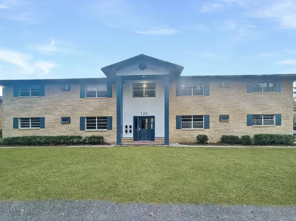 120 Fred St, Summerville, SC 29483