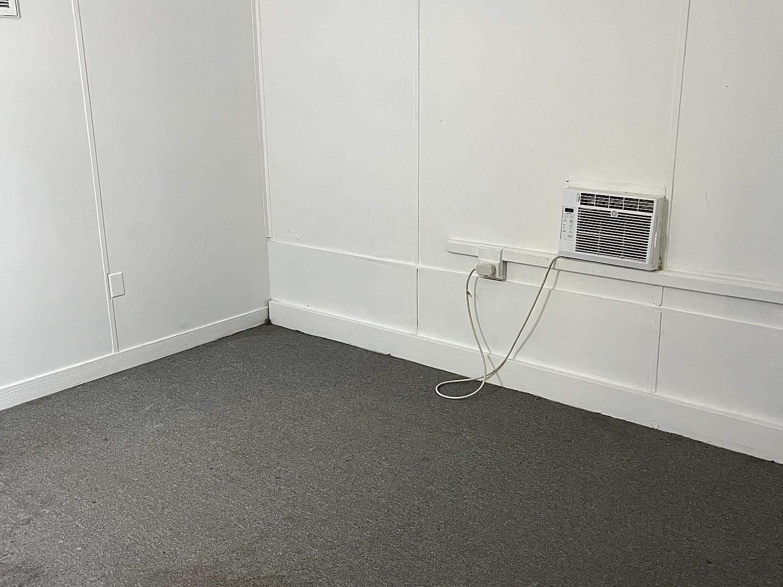 2 bed, 750 sqft, $900 — Photo 2