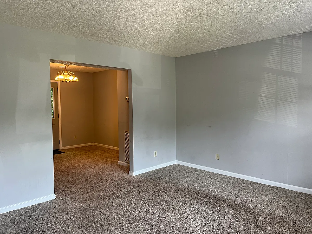 Building Photo - 2259 Forest Acres Dr #2259