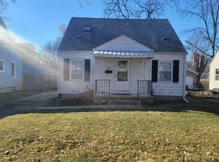 2217 S College St, Springfield, IL 62704