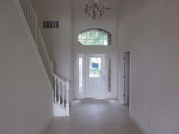 2nd image of 8938 Crystal River Dr
