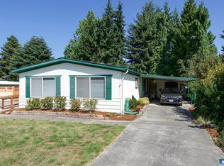 62 Holley Cir, Port Angeles, WA 98362