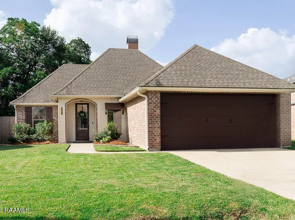 203 Blackwater River Dr, Lafayette, LA 70508