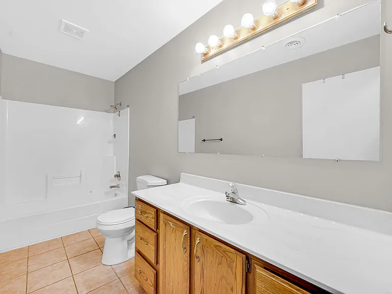 1548 Autumn Dr — Photo 17
