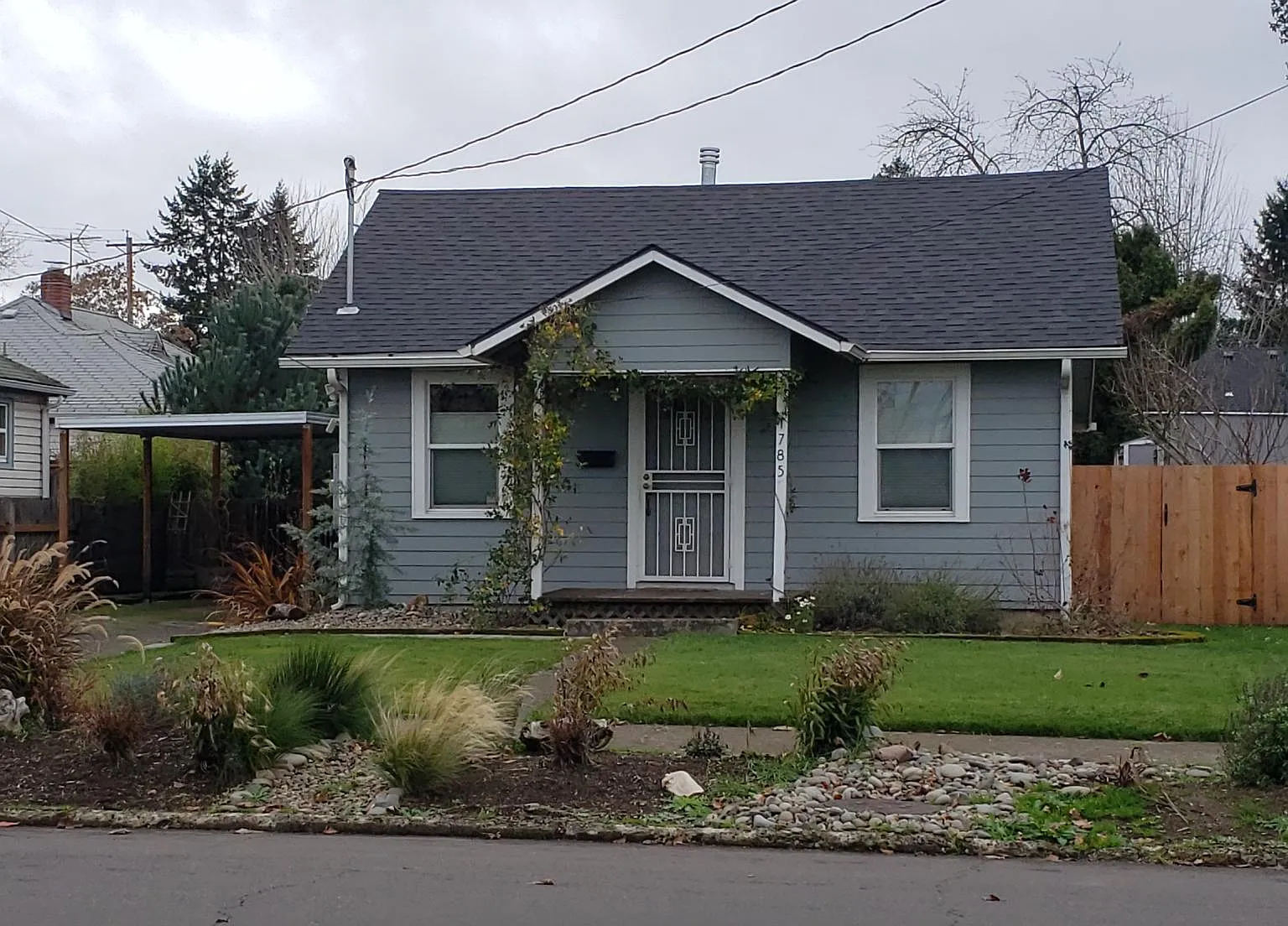 2 bed, 744 sqft, $1,750 — Photo 1