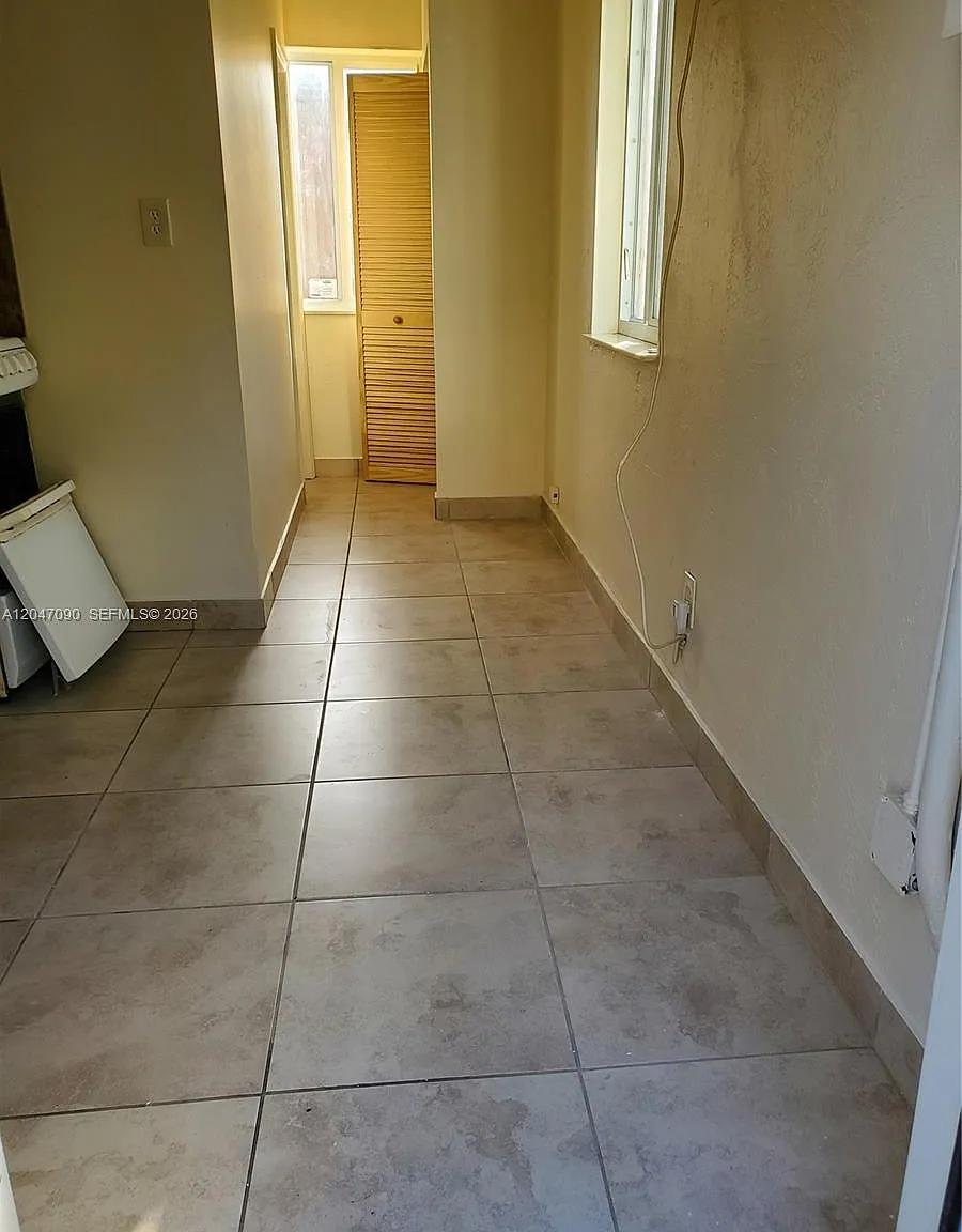 Arch Creek Highlands — Photo 1