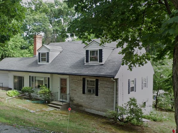67 Cliffe Ave