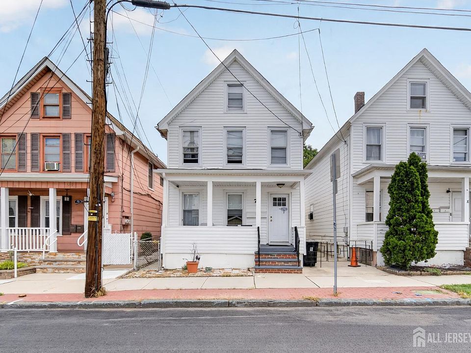 1st image of 70 Pershing Ave #2