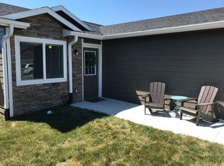 522 Max Dr, Stuart, IA 50250