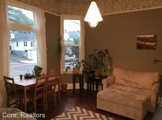 2404 SW 6th Ave APT 1, Portland, OR 97201