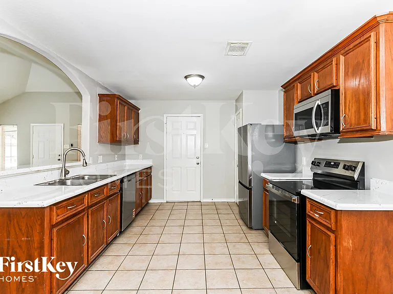 18731 Reynolds Park Dr — Photo 7