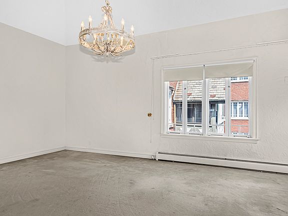 4th image of 2476 W Estes Ave #3