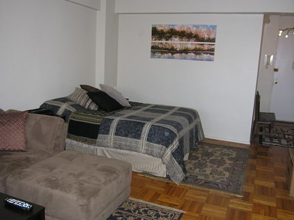 3rd image of 225 Adams Street 8k #8K