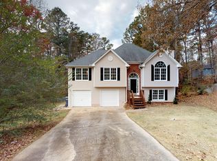 385 Big Game Way, Loganville, GA 30052