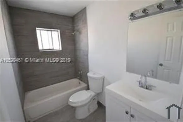 1829 N A St #67 — Photo 6