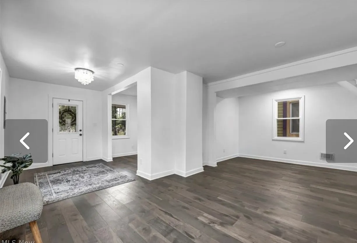 3 bed, 1314 sqft, $2,300 — Photo 1