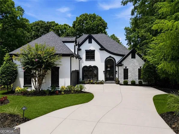 945 Waters Reach Ct, Alpharetta, GA 30022