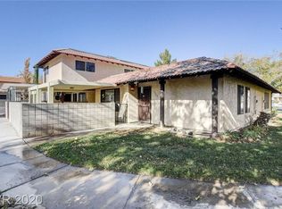 5015 Village Dr, Las Vegas, NV 89142