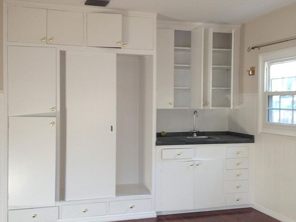 Bedroom 4 with wet bar